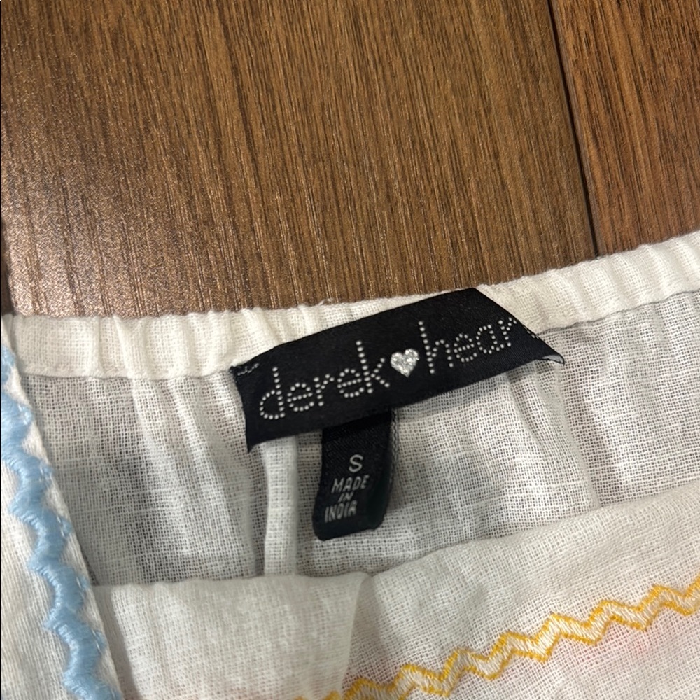 Striped Ruffle Hem Tank Top - Picture 2 of 5